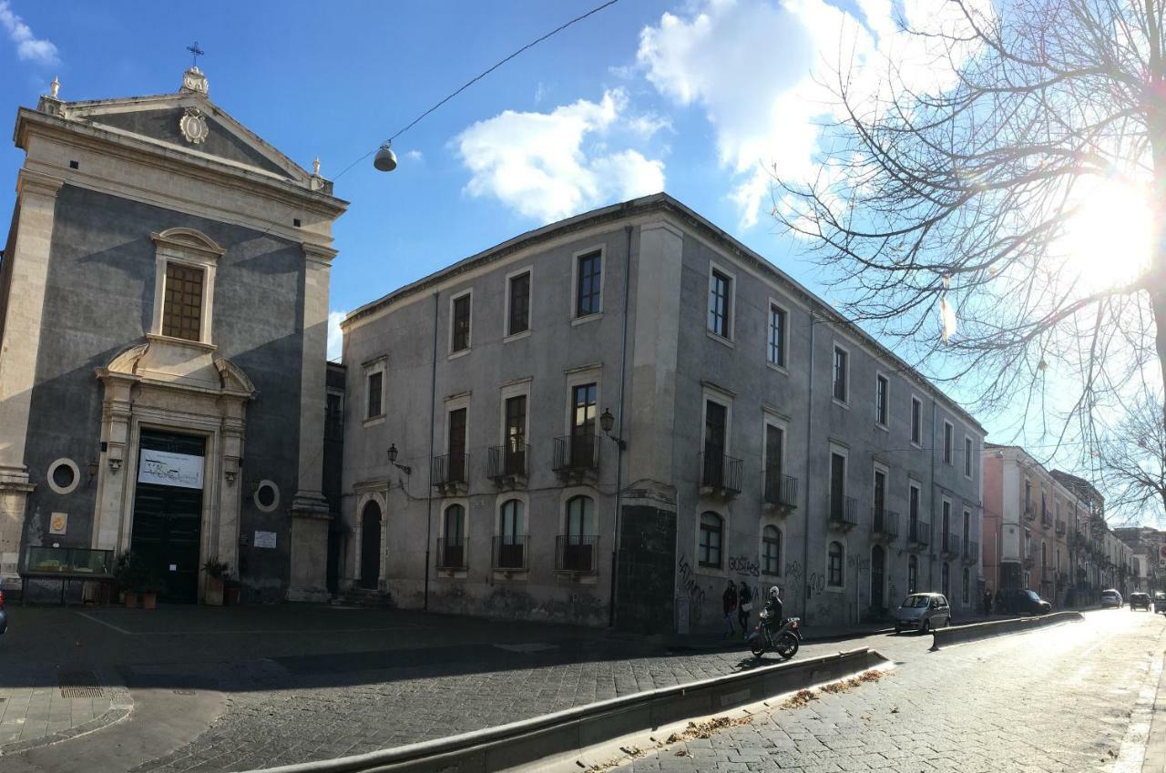 Apartament Dimora Del Papa Katania Zewnętrze zdjęcie