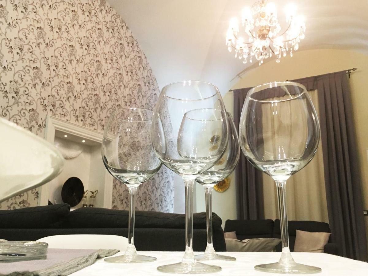 Apartament Dimora Del Papa Katania Zewnętrze zdjęcie